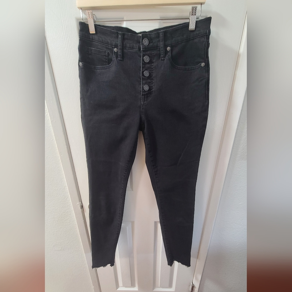 Women's Black High-Waisted Jeans